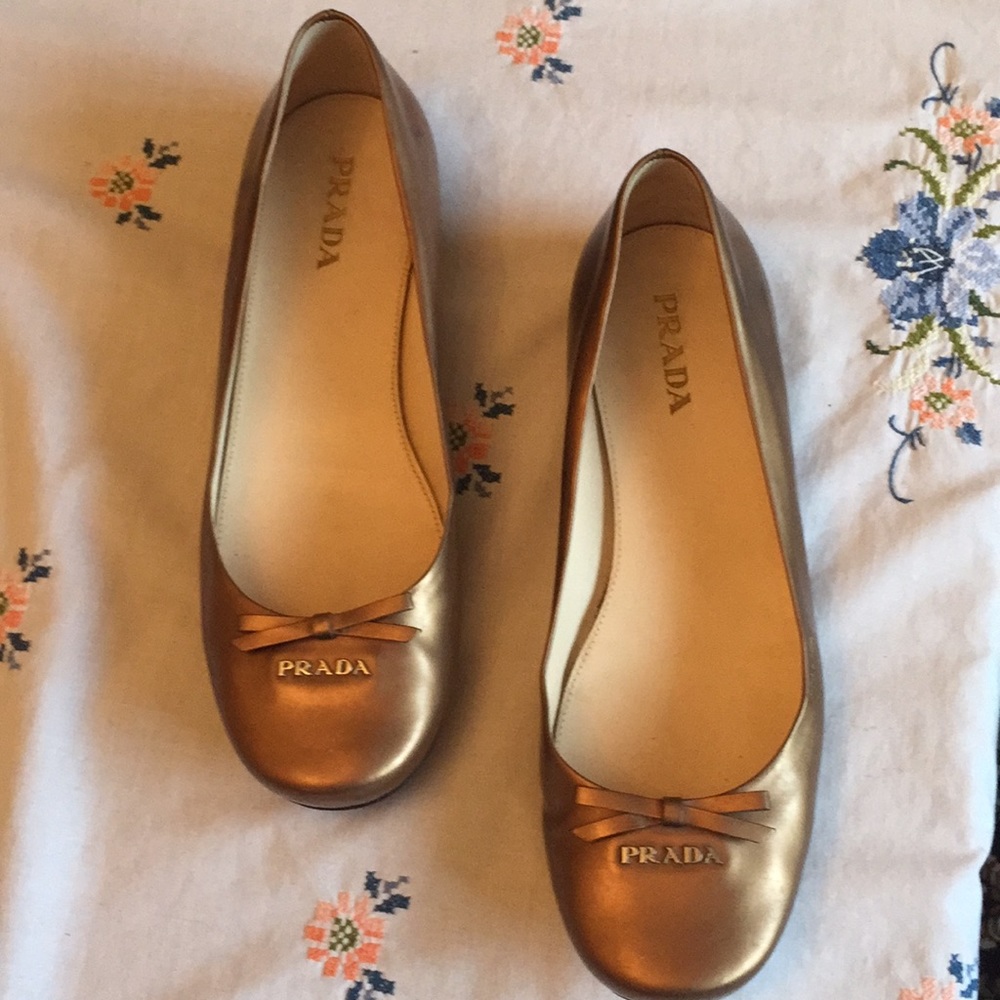 Prada bronze ballet flats 40